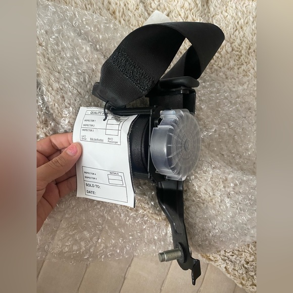 2018-2020 Honda Accord Rear Right Side Seat Belt Retractor - Picture 1 of 3